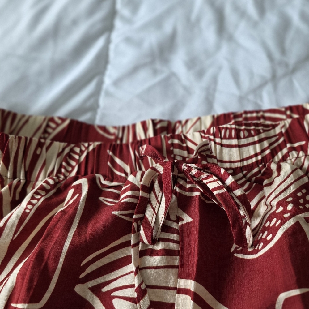 Tropical Print 2 Piece Vacation Set - Short Sleeve Top - Drawstring Shorts XL - Picture 9 of 11